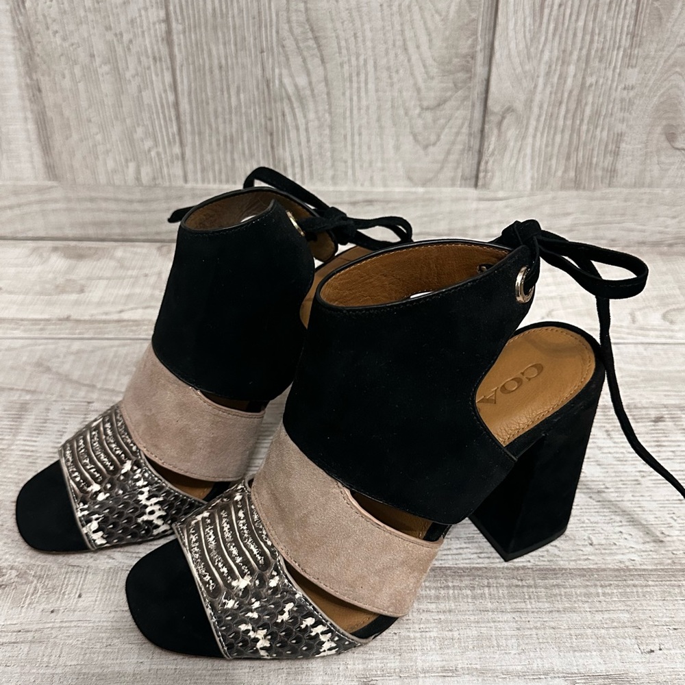 Coach Minetta Heels